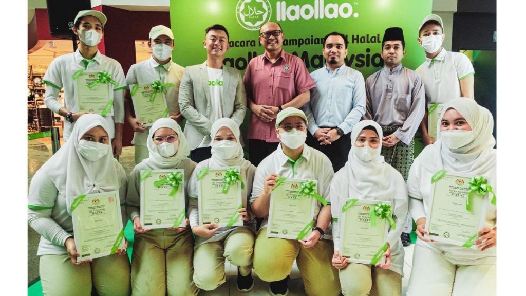 The 9 llaollao Malaysia outlets with their Halal certification